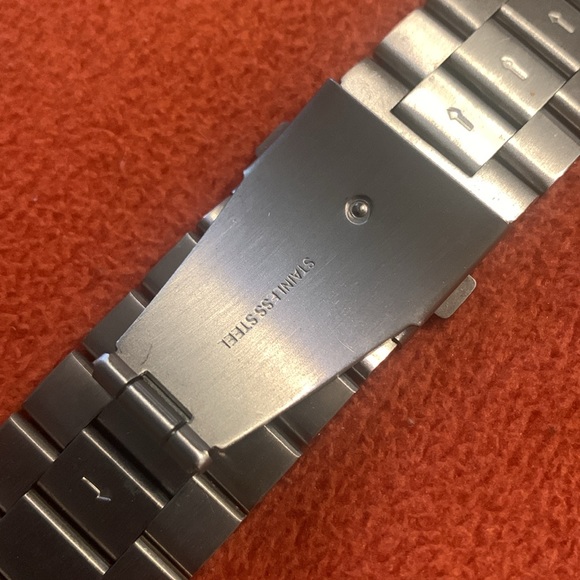 Apple Watch Band Stainless steel and gold 42 mm BRAND NEW !!! - Picture 4 of 4